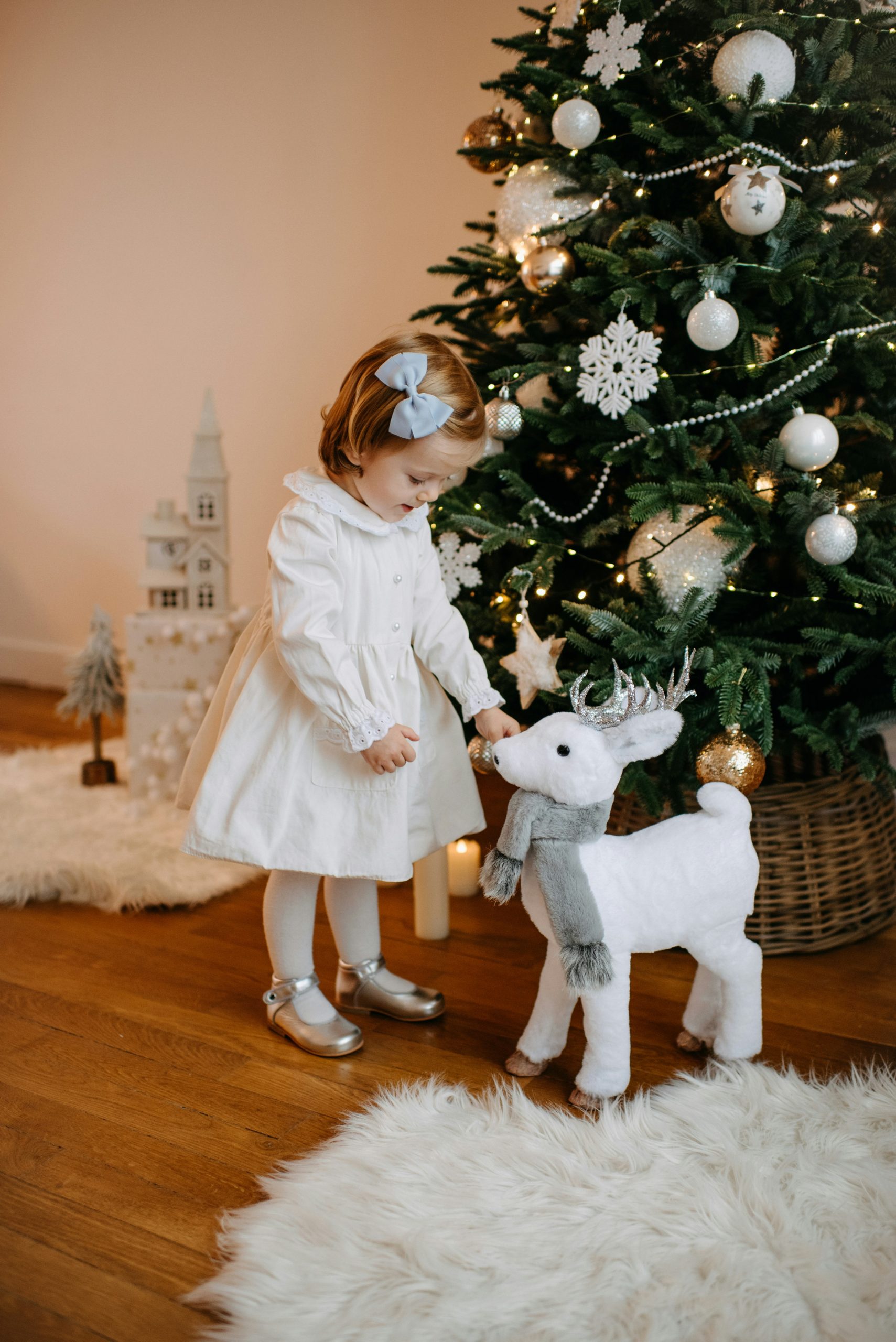 Het is de Eerste Kerst van de Baby! Manieren om het Extra Speciaal te Maken